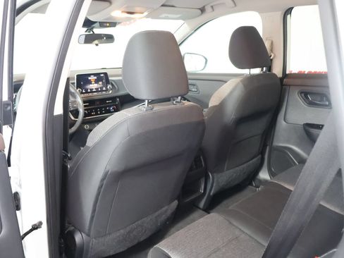 Used 2022 Nissan Rogue S AWD/4WD image 43
