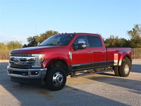 Used 2018 Ford F350 Lariat w/ Lariat Ultimate Package image 6