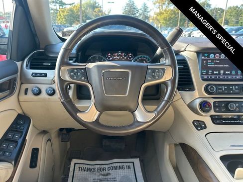 Used 2019 GMC Yukon Denali w/ Denali Ultimate Package image 25