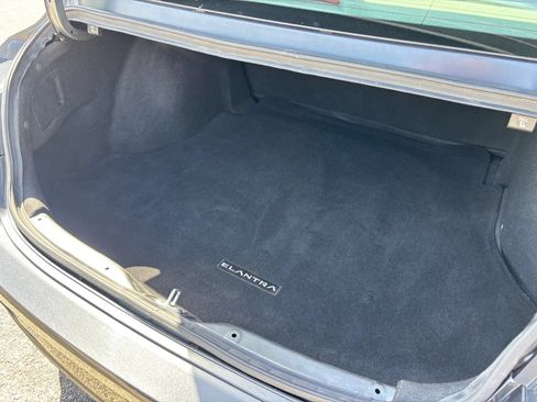 Used 2022 Hyundai Elantra SEL FWD image 54
