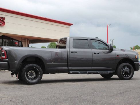 Used 2024 RAM 3500 Big Horn w/ Night Edition AWD/4WD image 3