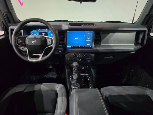 New 2025 Ford Bronco 4-Door image 27