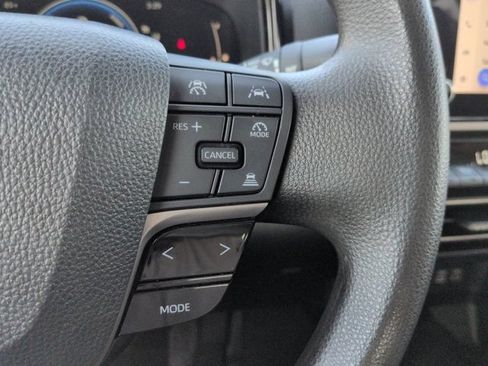Used 2025 Toyota Camry LE FWD image 22