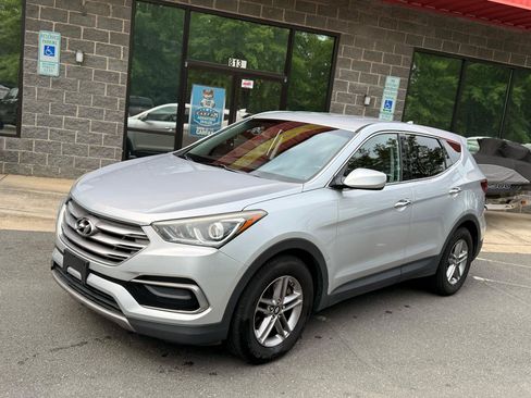 Used 2017 Hyundai Santa Fe Sport FWD image 6