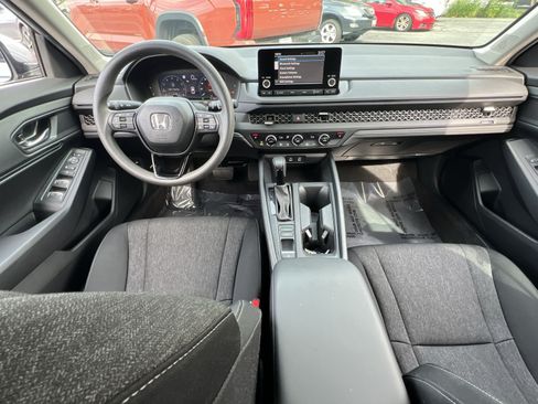 Used 2024 Honda Accord EX image 22