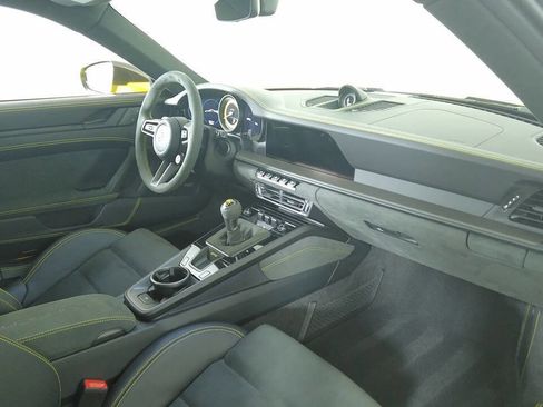 Used 2023 Porsche 911 GT3 image 10