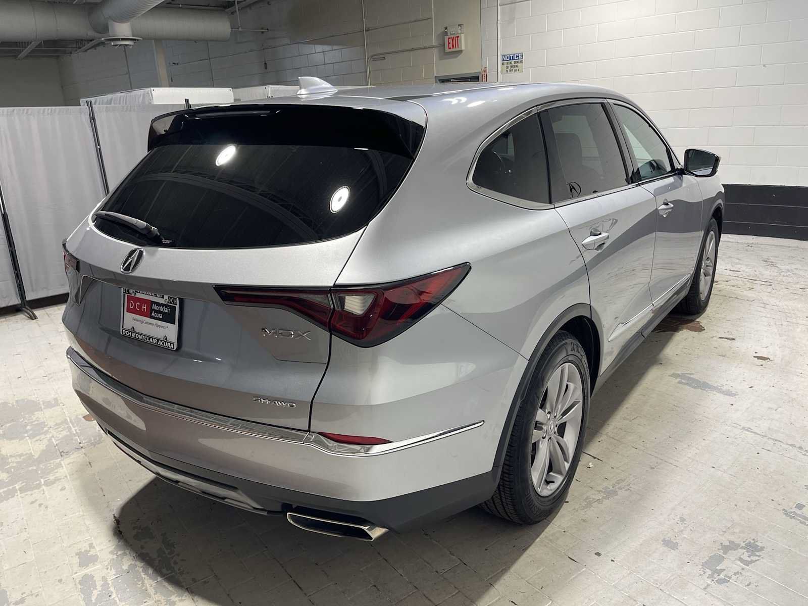 Used 2025 Acura MDX SH-AWD image 26