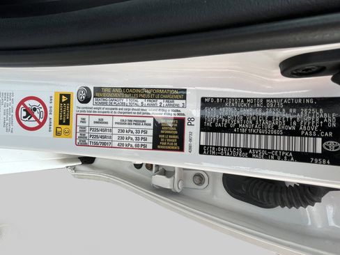 Used 2016 Toyota Camry XSE image 28