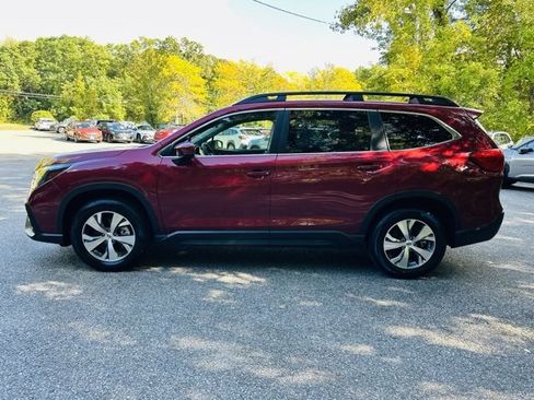 Used 2024 Subaru Ascent Premium w/ Convenience Package image 9