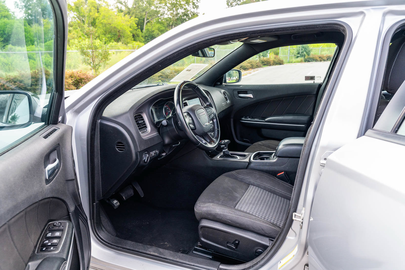 Used 2023 Dodge Charger SXT RWD image 16