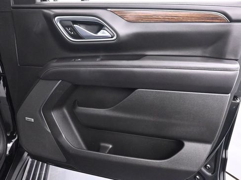 Used 2021 Chevrolet Tahoe High Country w/ Premium Package AWD/4WD image 21