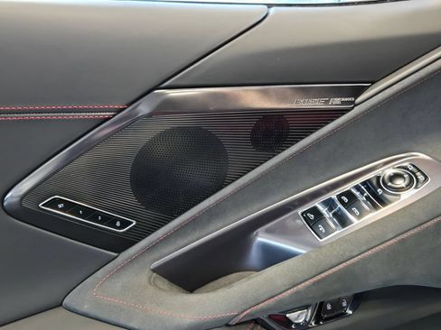 Used 2023 Chevrolet Corvette Stingray Premium Conv w/ Z51 Performance Package RWD image 15