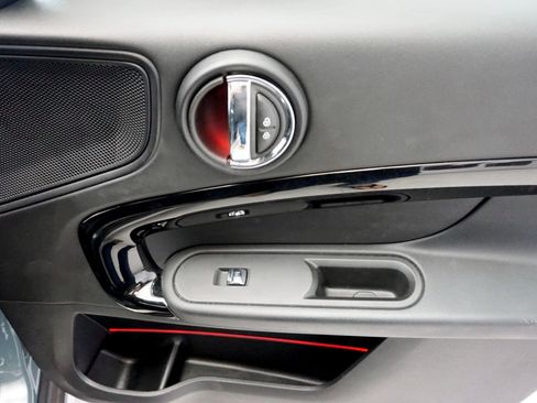 Used 2024 MINI Cooper Countryman S FWD image 12