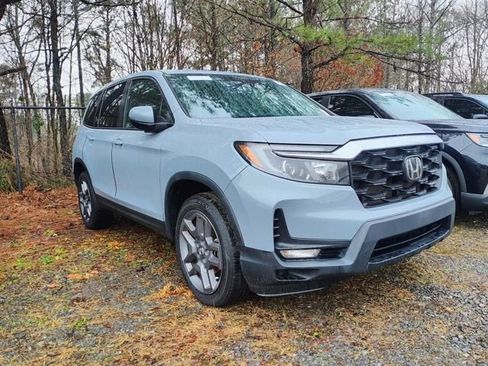 Certified 2023 Honda Passport EX-L image 3