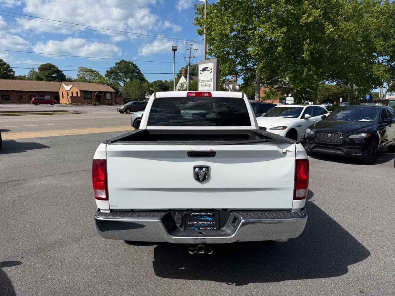 Used 2019 RAM 1500 Tradesman w/ Chrome Appearance Group AWD/4WD image 5