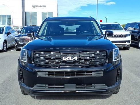 Used 2022 Kia Telluride EX w/ EX Premium Package image 10