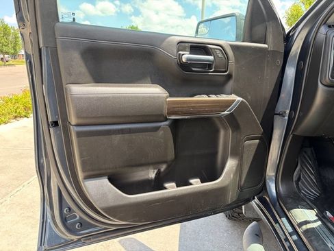 Used 2021 Chevrolet Silverado 1500 LT Trail Boss w/ Bed Protection Package AWD/4WD image 12