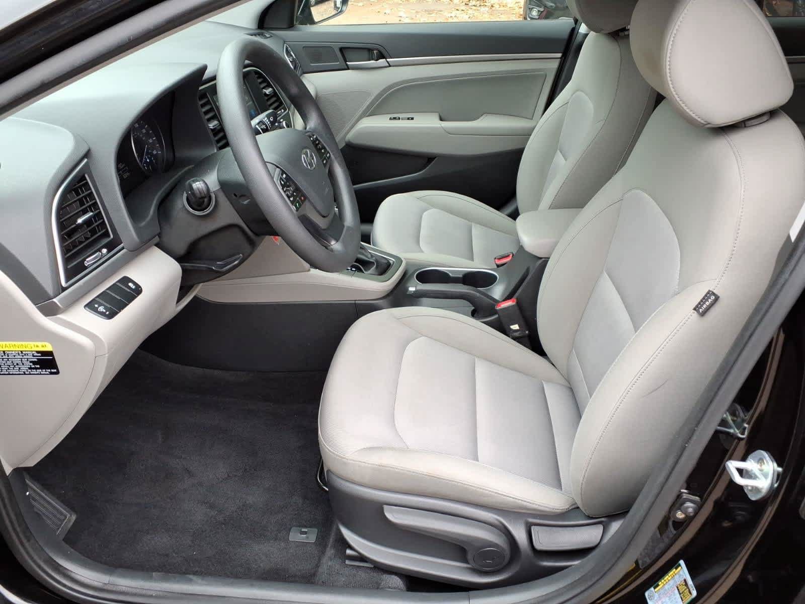 Used 2017 Hyundai Elantra SE FWD image 15