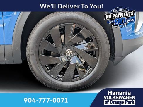 Used 2026 Volkswagen Atlas SE FWD image 11