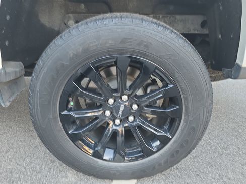 Used 2021 GMC Canyon Elevation image 34