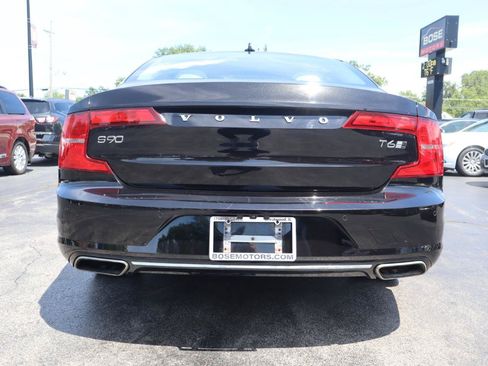 Used 2017 Volvo S90 T6 Inscription w/ Vision Package AWD/4WD image 4