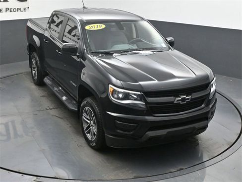 Used 2019 Chevrolet Colorado W/T w/ Custom Special Edition image 45
