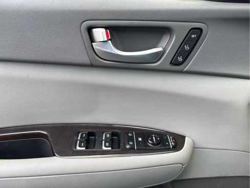 Used 2018 Kia Optima EX w/ Premium Package image 29