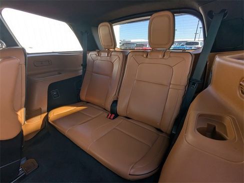 Used 2023 Lincoln Aviator Black Label w/ Dynamic Handling Package image 16