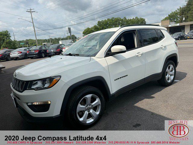 Used 2020 Jeep Compass Latitude w/ Cold Weather Group AWD/4WD image 7