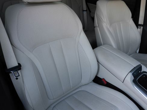 Certified 2022 BMW X5 xDrive40i w/ M Sport Package image 13