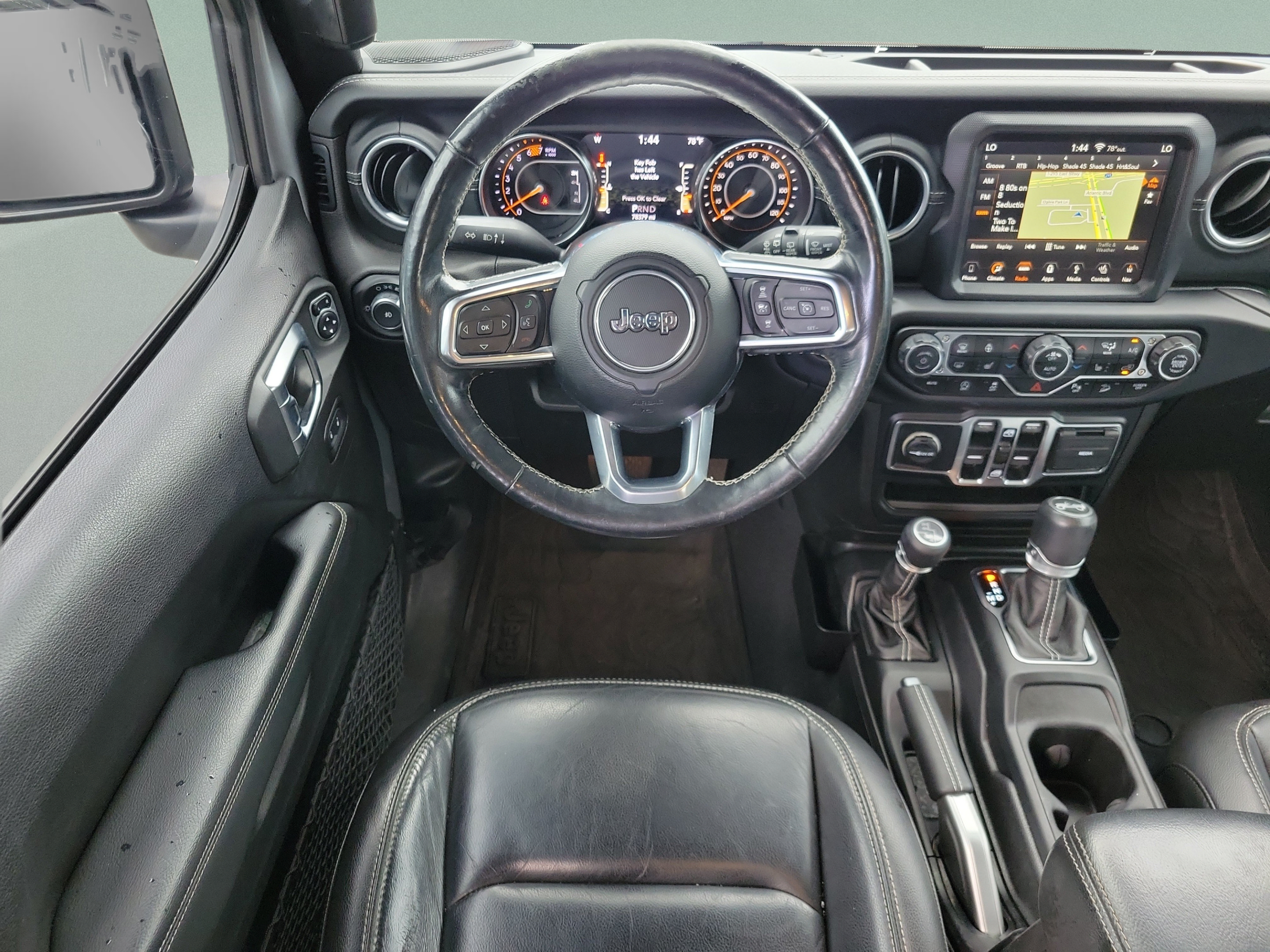 Used 2019 Jeep Wrangler Unlimited Sahara AWD/4WD image 13