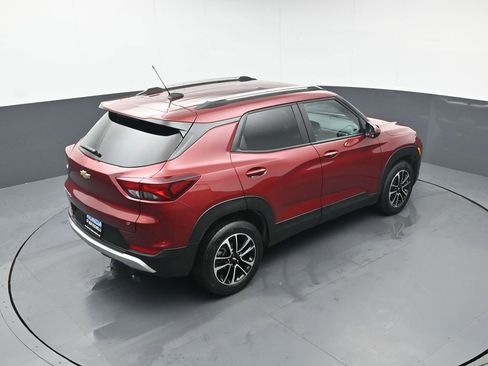 Used 2024 Chevrolet TrailBlazer LT image 38