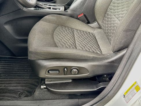 Used 2019 Chevrolet Equinox LT AWD/4WD image 20