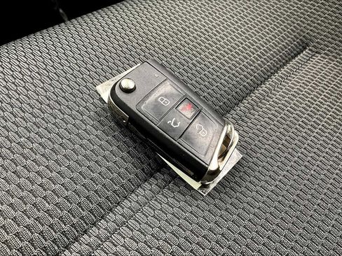 Used 2019 Volkswagen e-Golf SE w/ Driver Assistance Package image 13