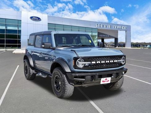 Used 2023 Ford Bronco Wildtrak image 6