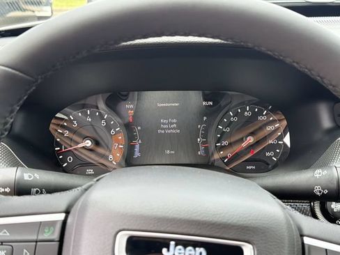 New 2026 Jeep Compass Latitude AWD/4WD image 20