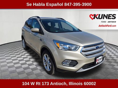 Used 2018 Ford Escape SE w/ SE Sync 3 Package AWD/4WD image 1