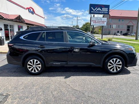 Used 2021 Subaru Outback Premium AWD/4WD image 4