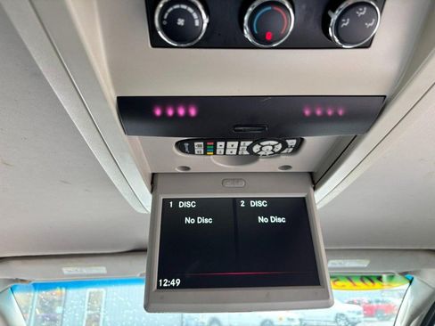 Used 2015 Dodge Grand Caravan SXT FWD image 13