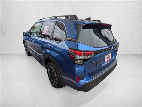 Used 2026 Subaru Forester Premium AWD/4WD image 6