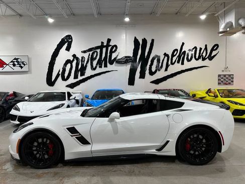 Used 2017 Chevrolet Corvette Grand Sport RWD image 2