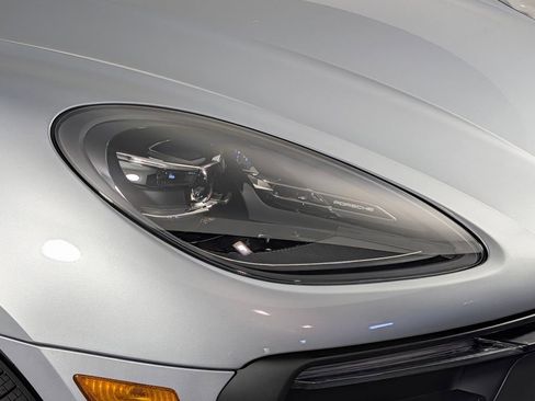 New 2026 Porsche Macan Turbo AWD/4WD image 15