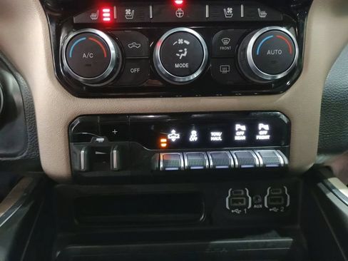 Used 2022 RAM 1500 Laramie AWD/4WD image 23