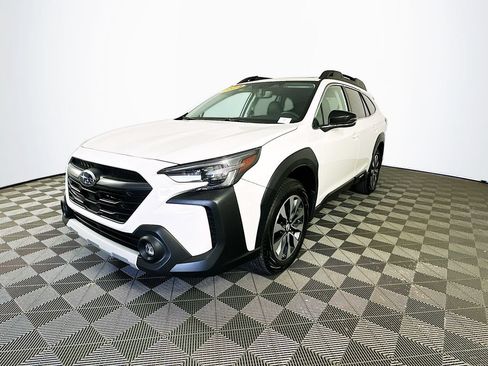 Used 2024 Subaru Outback Limited AWD/4WD image 5