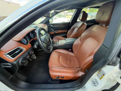 Used 2017 Maserati Ghibli S RWD image 10