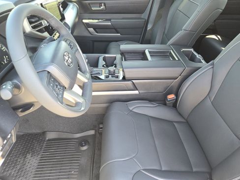 New 2026 Toyota Tundra SR5 w/ TRD Off-Road Premium Package AWD/4WD image 15