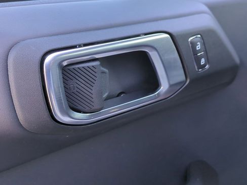 Used 2023 Ford Bronco Raptor image 13