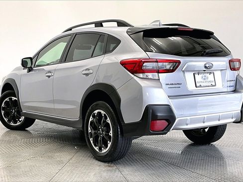 Used 2023 Subaru Crosstrek 2.0i Premium image 12