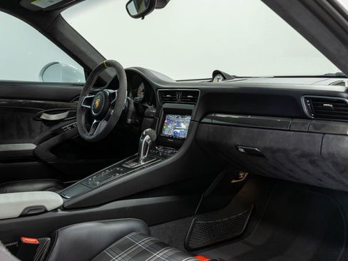 Used 2016 Porsche 911 GT3 RS RWD image 94