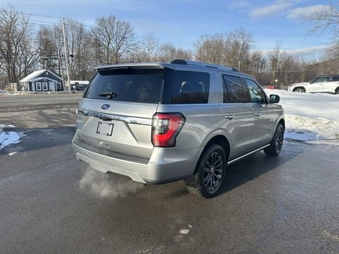 Used 2021 Ford Expedition Limited image 5